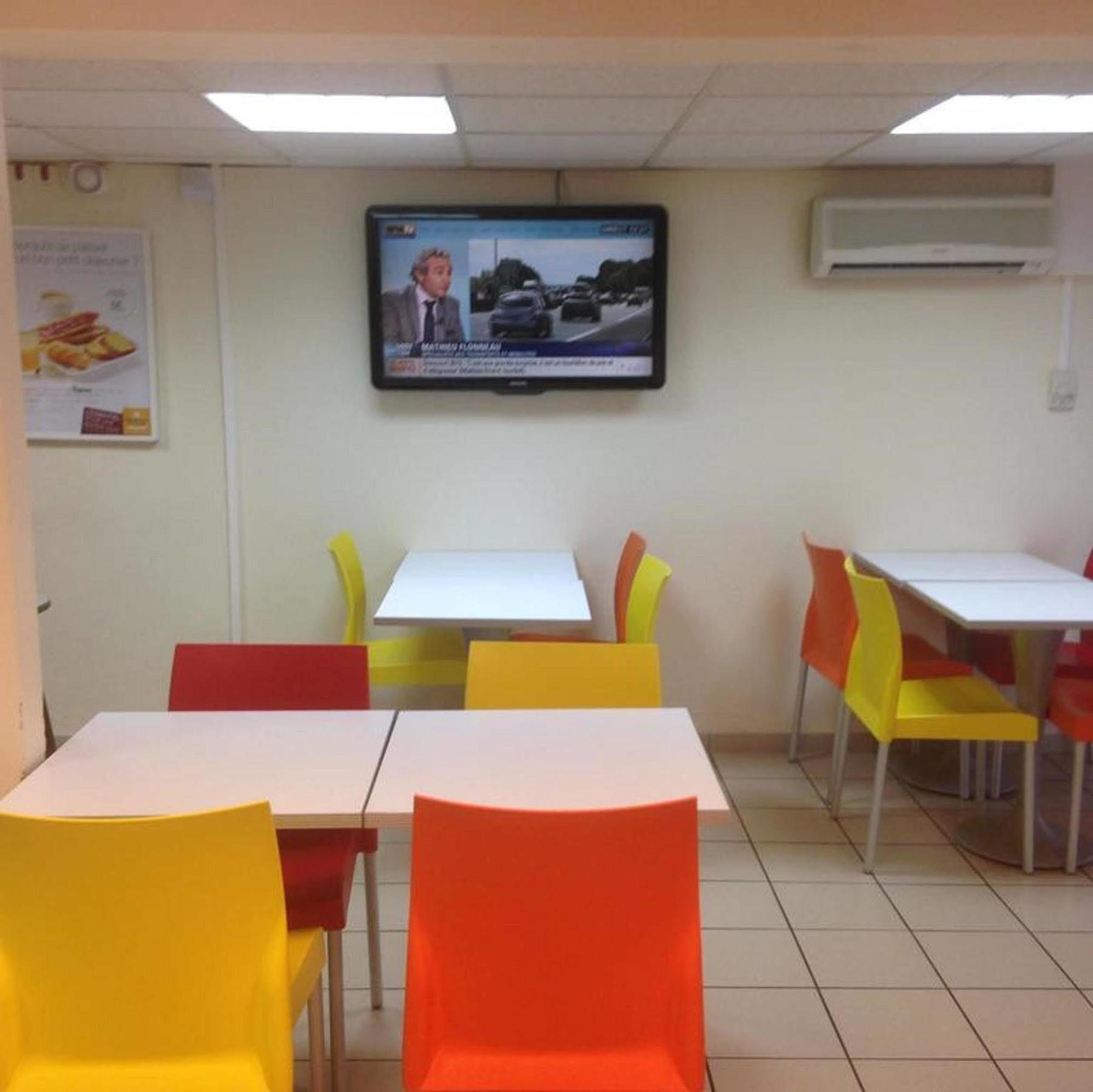 Premiere Classe Niort Est La Creche Eksteriør billede