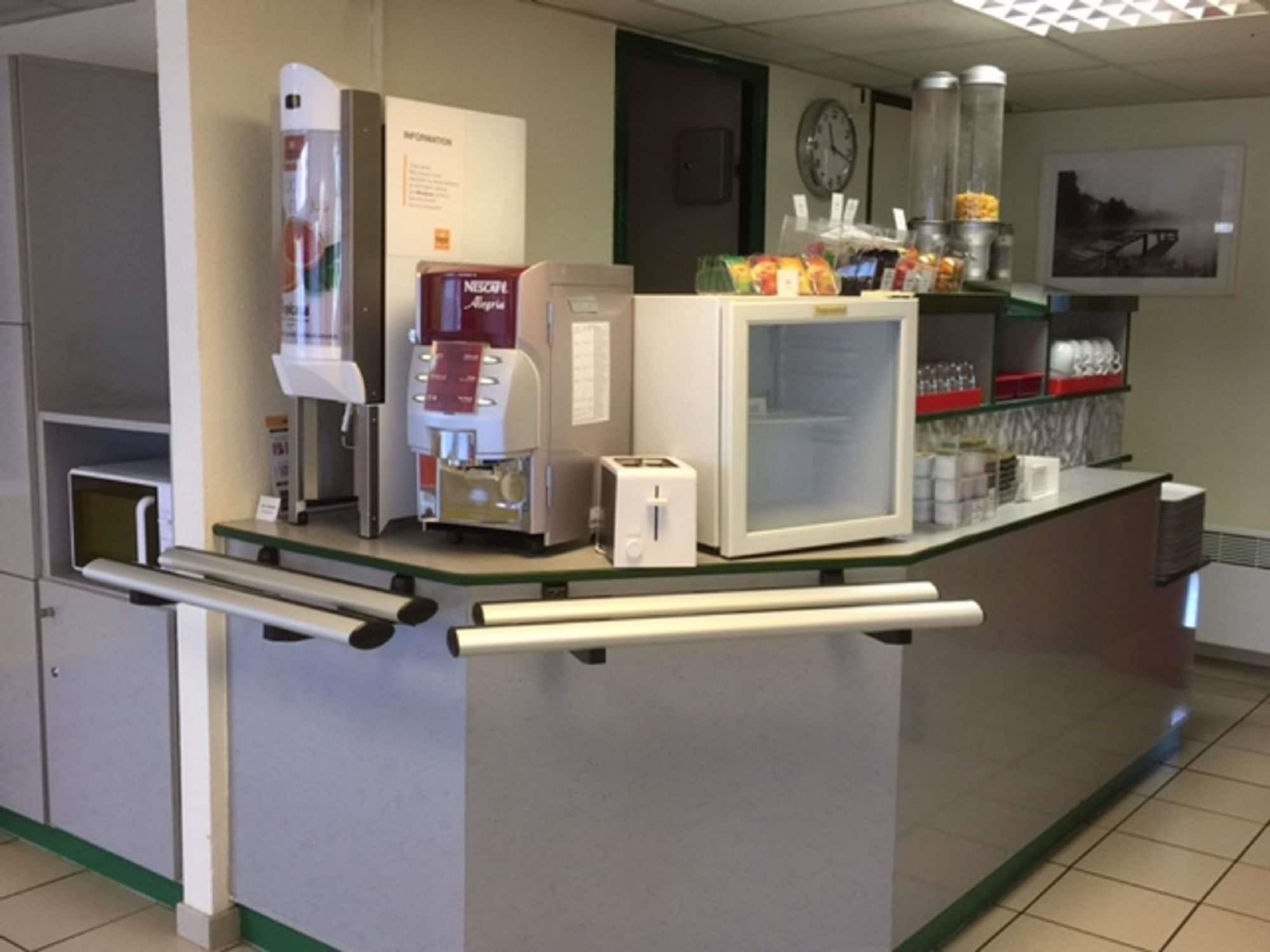 Premiere Classe Niort Est La Creche Eksteriør billede